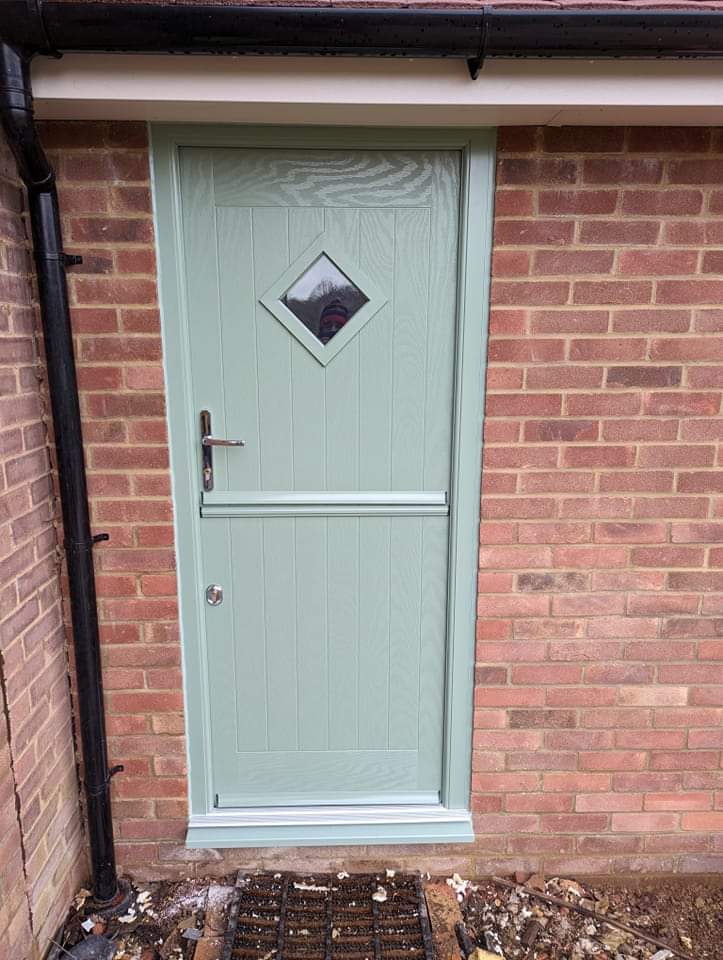 Comp Stable Door