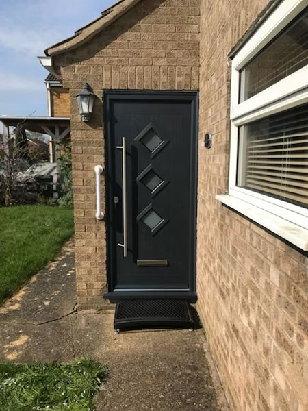 Grey Comp Door 1200mm Bar Handle