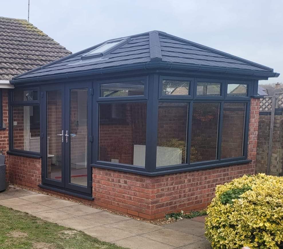 Anthracite Grey Warm Roof