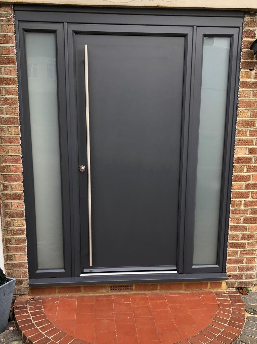 Smooth Grey Comp Door